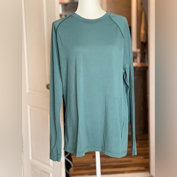 OUTDOOR VOICES Men’s SUNDAY LONG SLEEVE SHIRT Green Blue Sz Large - Picture 1 of 4